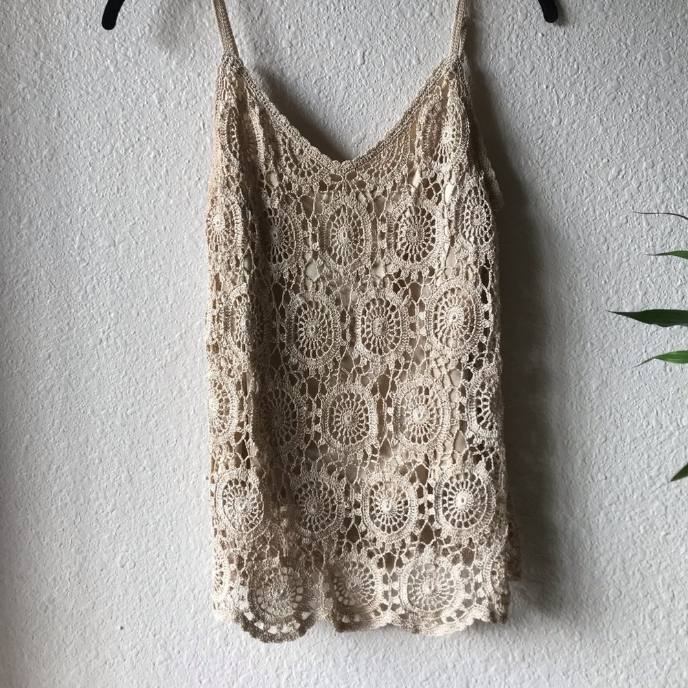Really pretty cream lace tank top
